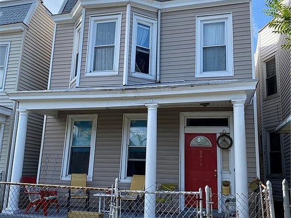 2nd image of 2213 Idlewood Ave