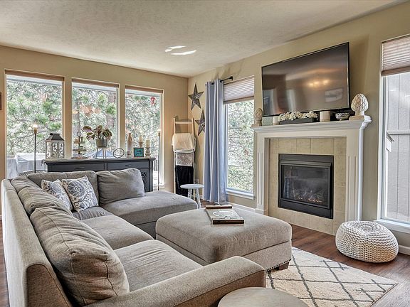 4th image of 4604 S Ponderosa Ln