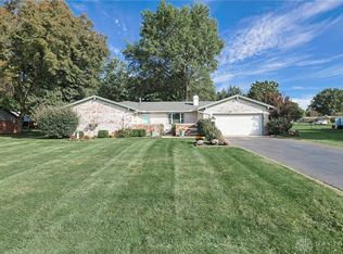 885 Michaels Rd, Tipp City, OH 45371
