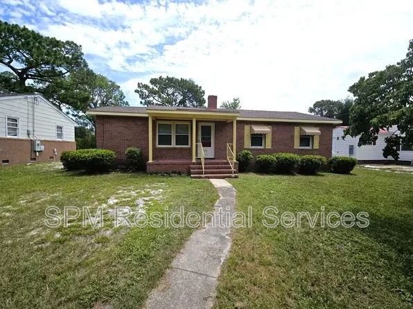 234 Oak Crest Dr, Wilmington, NC 28403