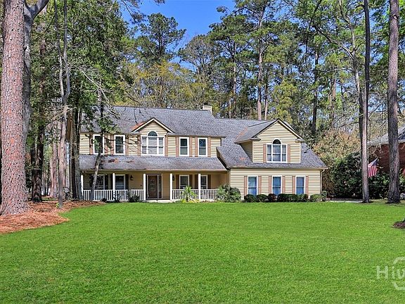 3rd image of 105 Willowpeg Road