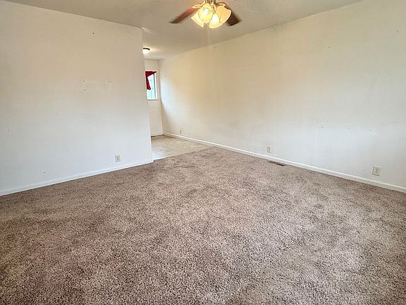 3rd image of 1026 Texas Circle
