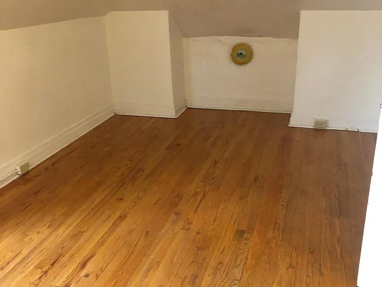 750 Broughton St #3 — Photo 2