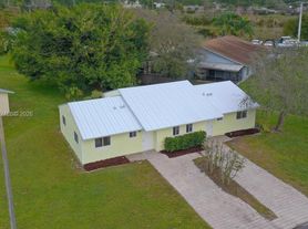 4667 SE Salvatori Rd, Stuart, FL