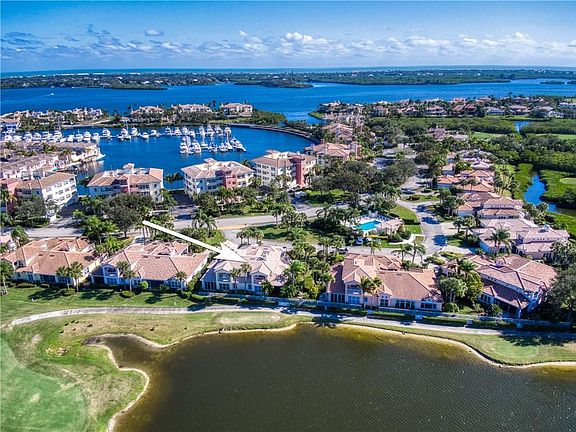 2nd image of 1195 Harbor Links Cir