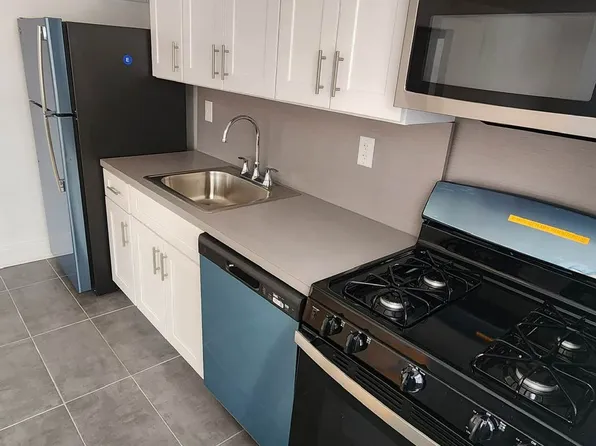 67-21 223rd Pl #D, Oakland Gardens, NY 11364