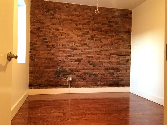 Rented by East Williamsburg Realty Inc | media 22