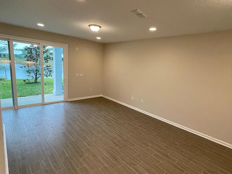 270 Brandon Lakes Dr #270 — Photo 7