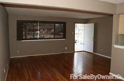 2nd image of 3333 Cavan Dr