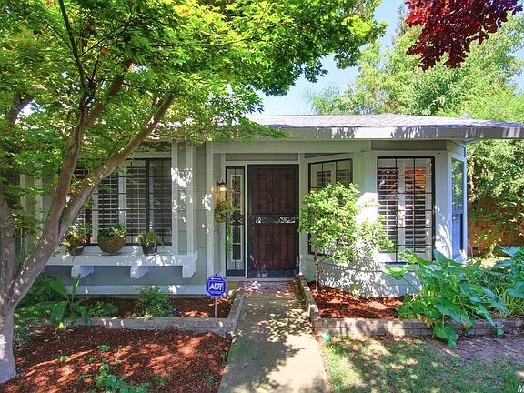 2nd image of 8621 Breanna Ct