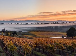 1289 Burnside Rd, Sebastopol, CA 95472