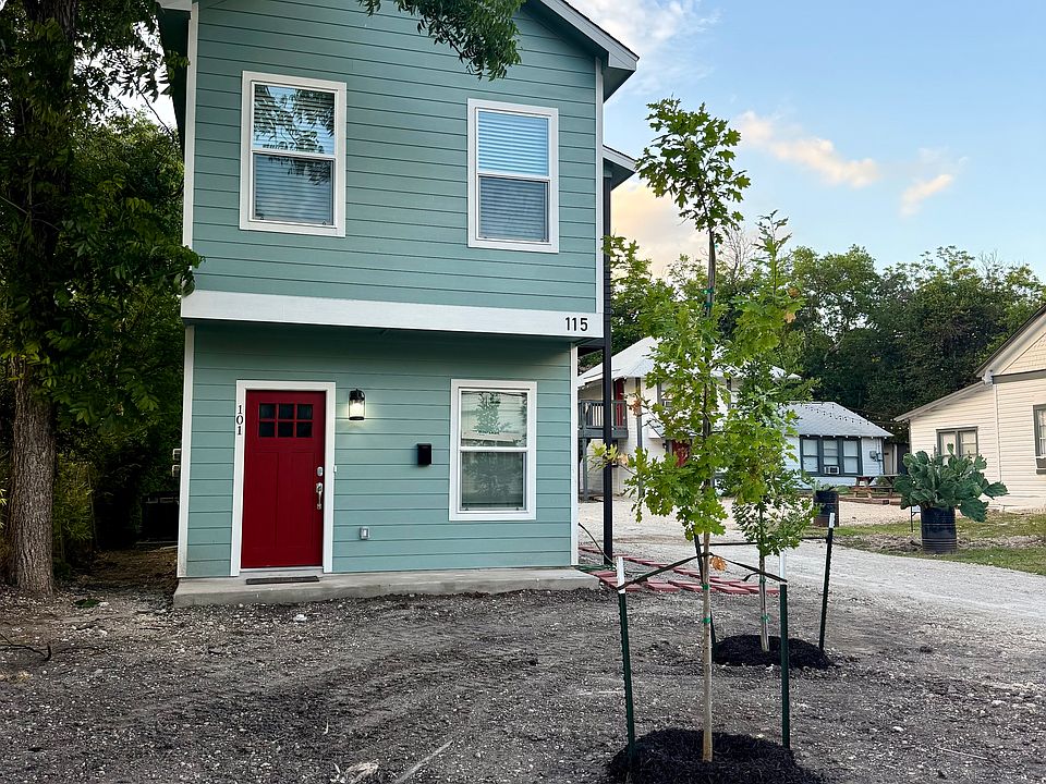 1st image of 115 Koehler Ct #200