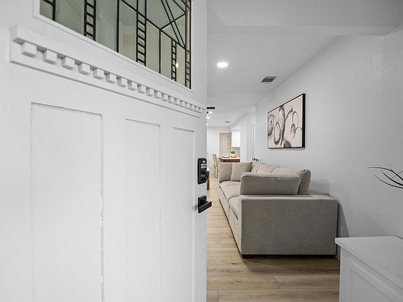 5th image of 3731 S Mountain Court