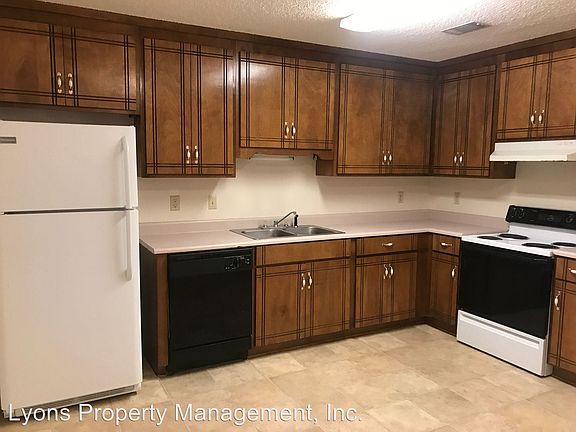 5th image of 2134 Houston Ave APT A