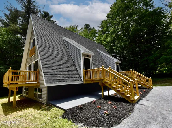 126-128 N Greenfield Road, Porter Corners, NY 12859