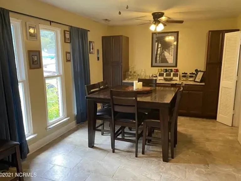 513 Crissy Dr — Photo 8