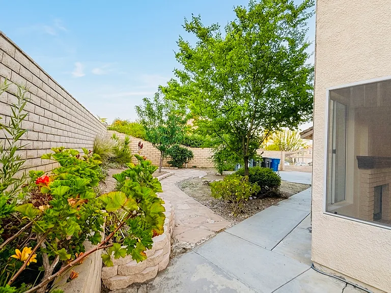 120 Sandpoint Ln — Photo 23