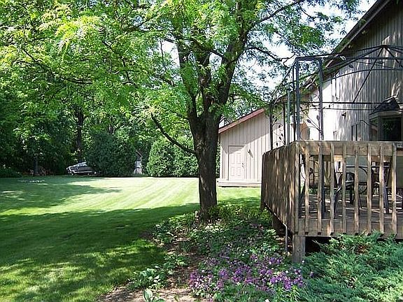 Deck/backyard