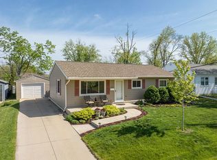 1616 Arizona Ave NE, Cedar Rapids, IA 52402