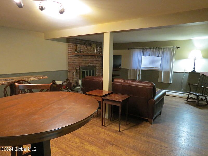5th image of 9 Ledger Avenue