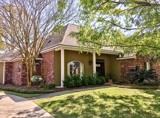 6123 Riverbrook Dr, Baton Rouge, LA 70820