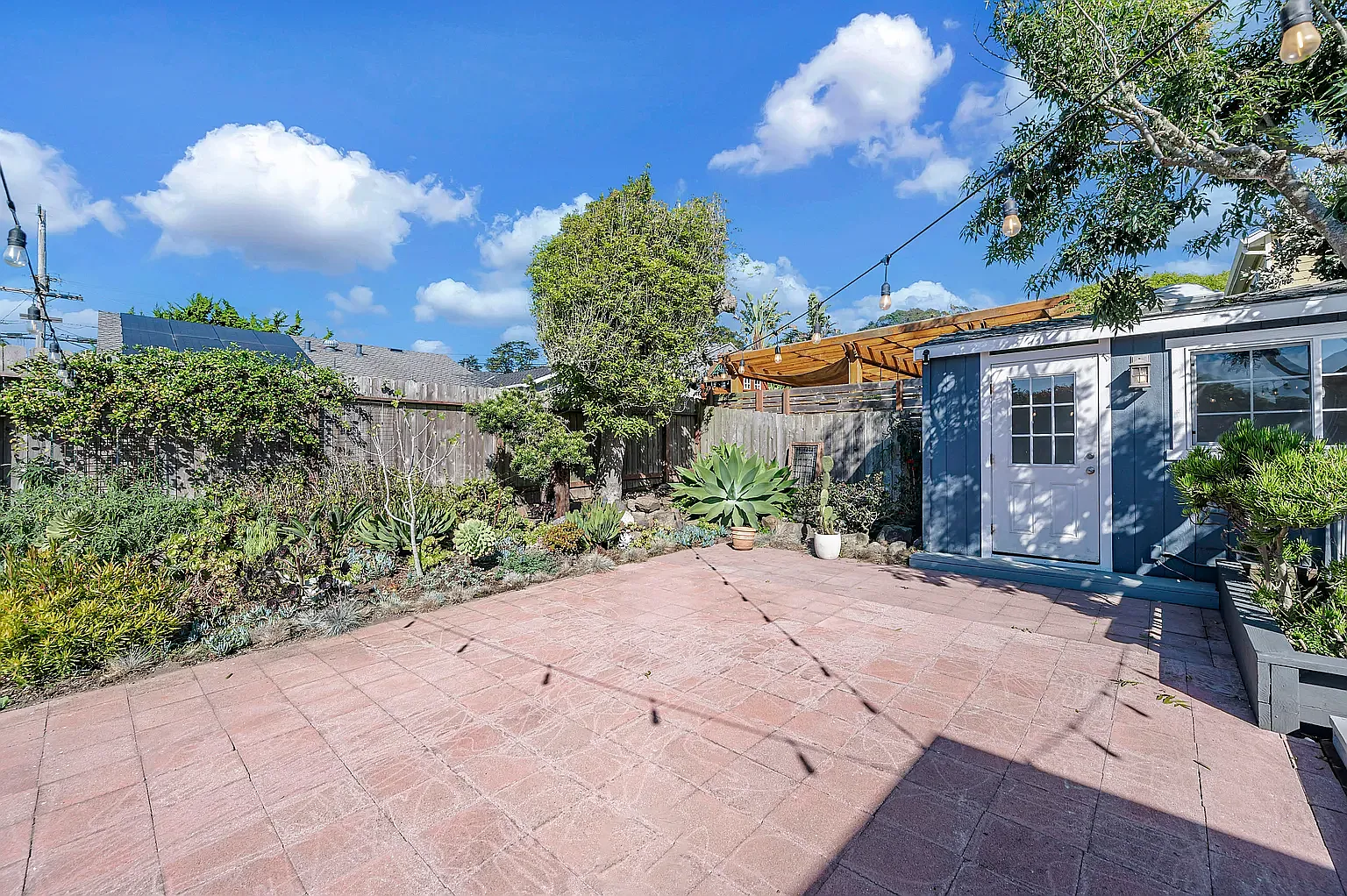 3 bed, 1500 sqft, $2,000 — Photo 3