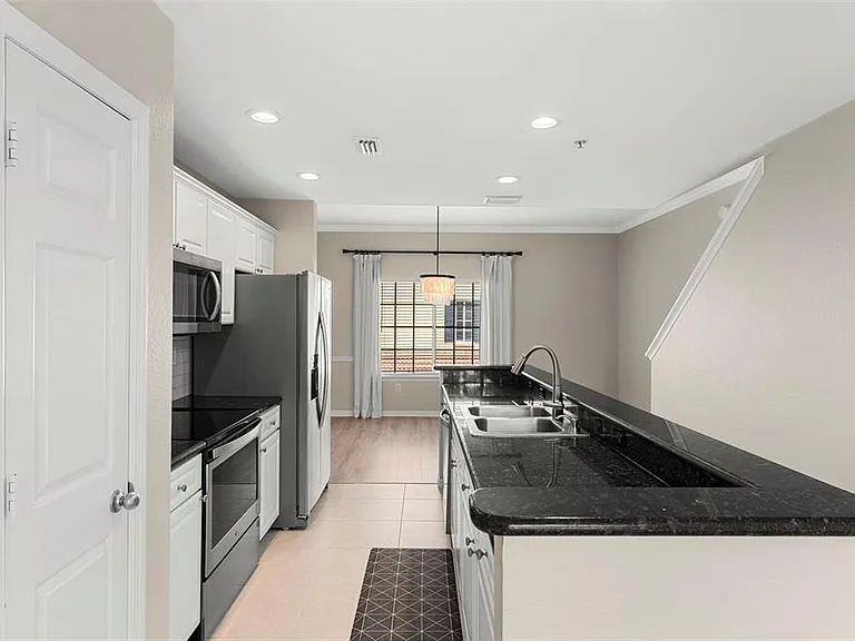 5222 Hampton Beach Pl — Photo 11