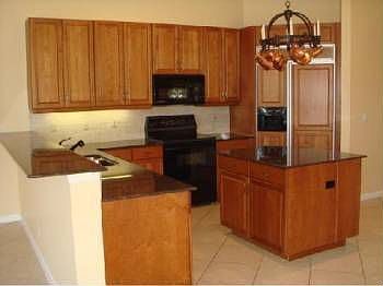 4th image of 2487 Eagle Run Dr