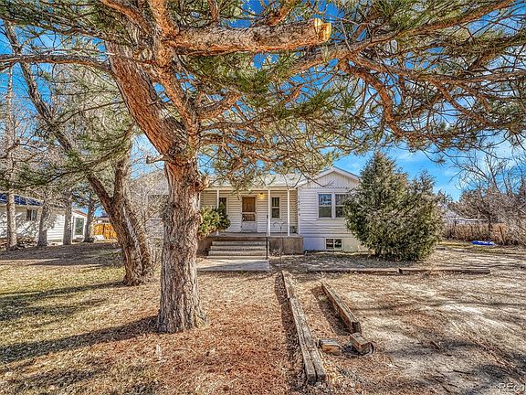 2nd image of 1678 Arapahoe Street