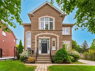 2676 Castle Hill Cres, Oakville, ON L6H 6J1