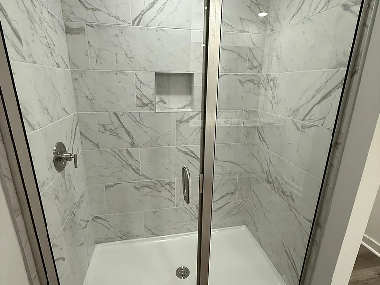 4340 Sloan Dr — Photo 17