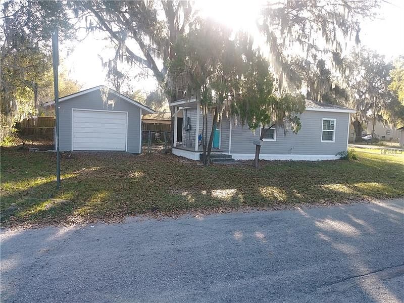 1st image of 110 N Baranca St