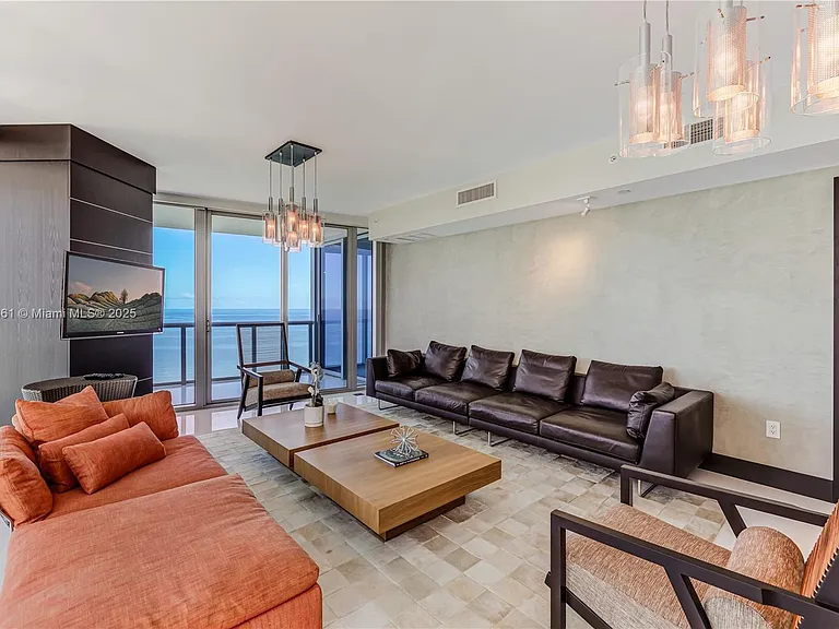17001 Collins Ave #2508 — Photo 3