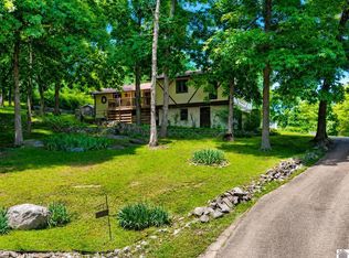 212 Bayview Dr, Eddyville, KY 42038