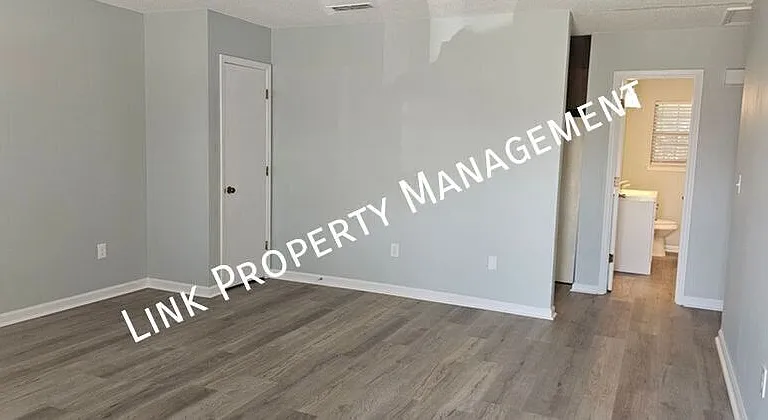 900 Peppermill Rd #900A — Photo 20