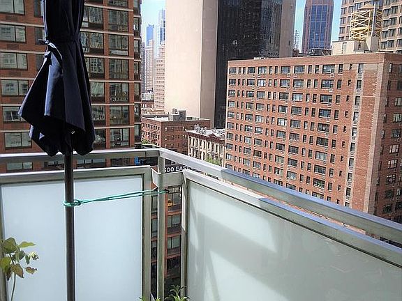 5th image of 300 E 40th St APT 11N