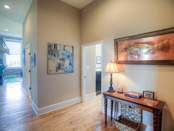 5th image of 936-304 Broad Street #304