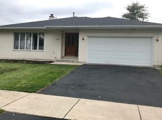 10017 S Merrimac Ave, Oak Lawn, IL 60453