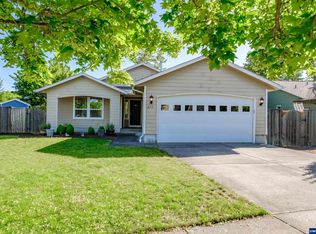 677 Whirlwind Dr NE, Albany, OR 97322