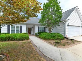 1261 Hampton Park Dr, High Point, NC 27265