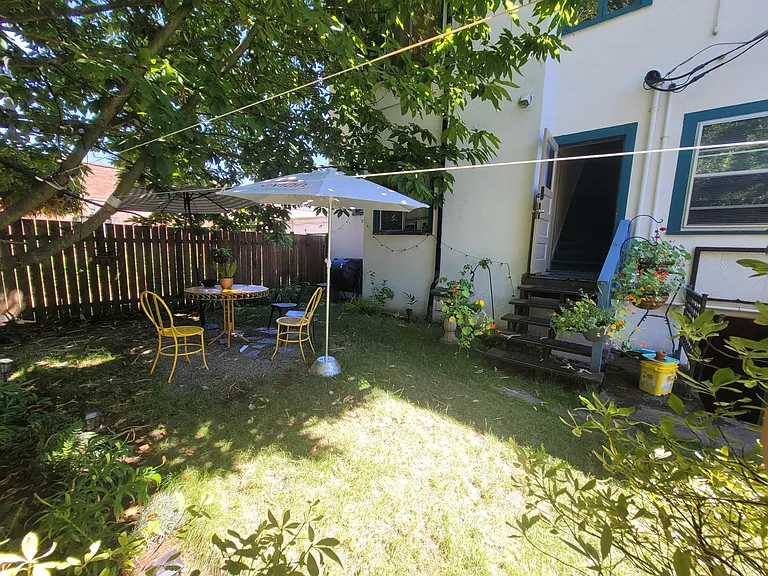 3615 SE Hawthorne Blvd #5 — Photo 28