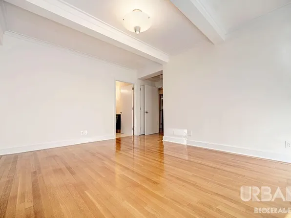 10 West 74th Street image 9 of 16