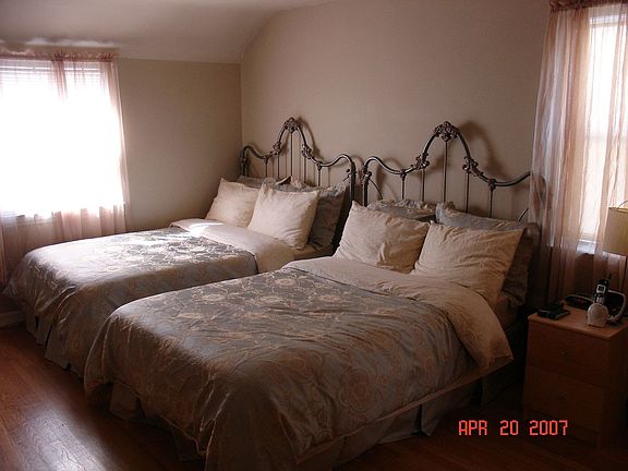 5th image of 467 Essex Ave