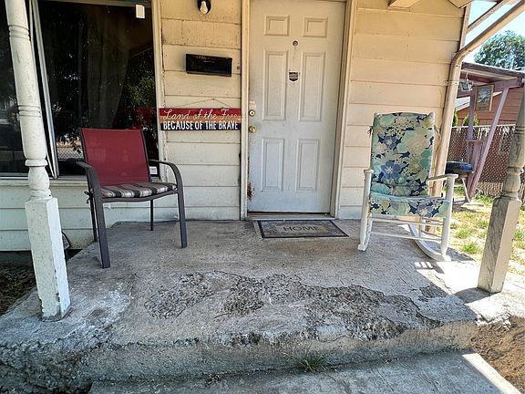 4th image of 1310 S 5th Avenue
