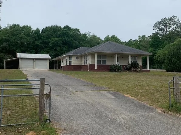 10341 W Lake Rd, Milton, FL 32583