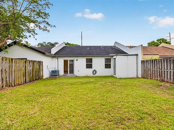 5th image of 14613 SW 117th Ave #0