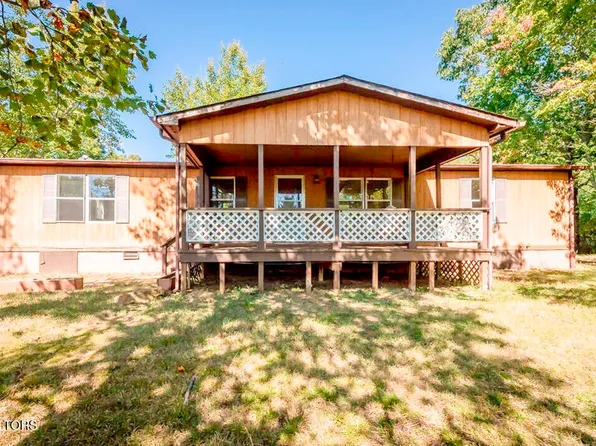 566 Old Spencer Rd, Pikeville, TN 37367