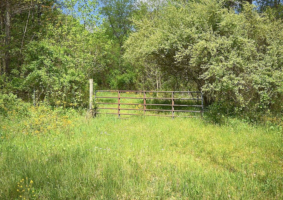 1st image of 1 Brushy Hill Rd