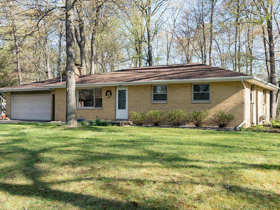 1st image of 2213 Pleasant Dr
