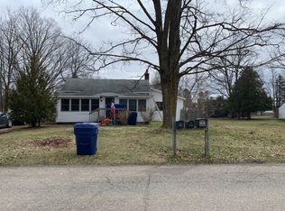 46 N Hoskins St, Hesperia, MI